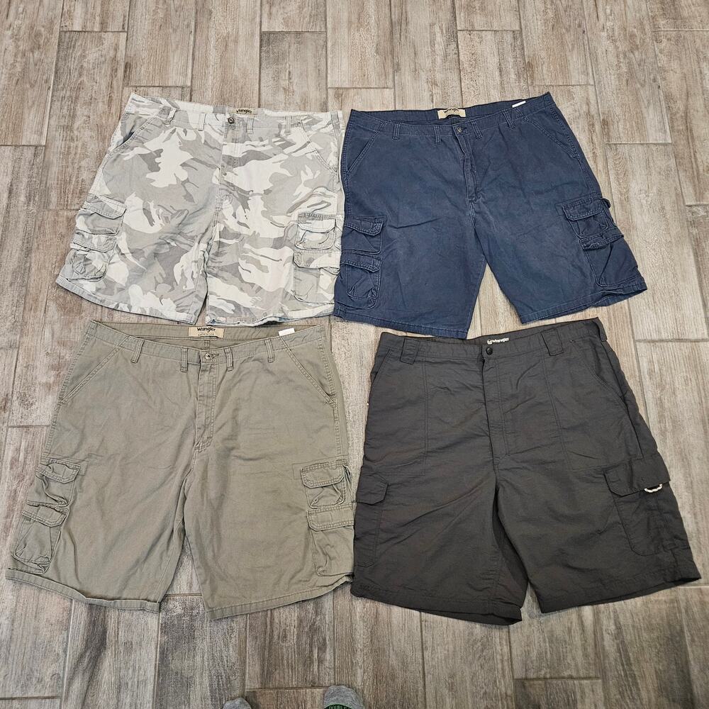 Wrangler Cargo Shorts Mens Size 44 Lot of 4 Utility Outdoor Workwear Camo